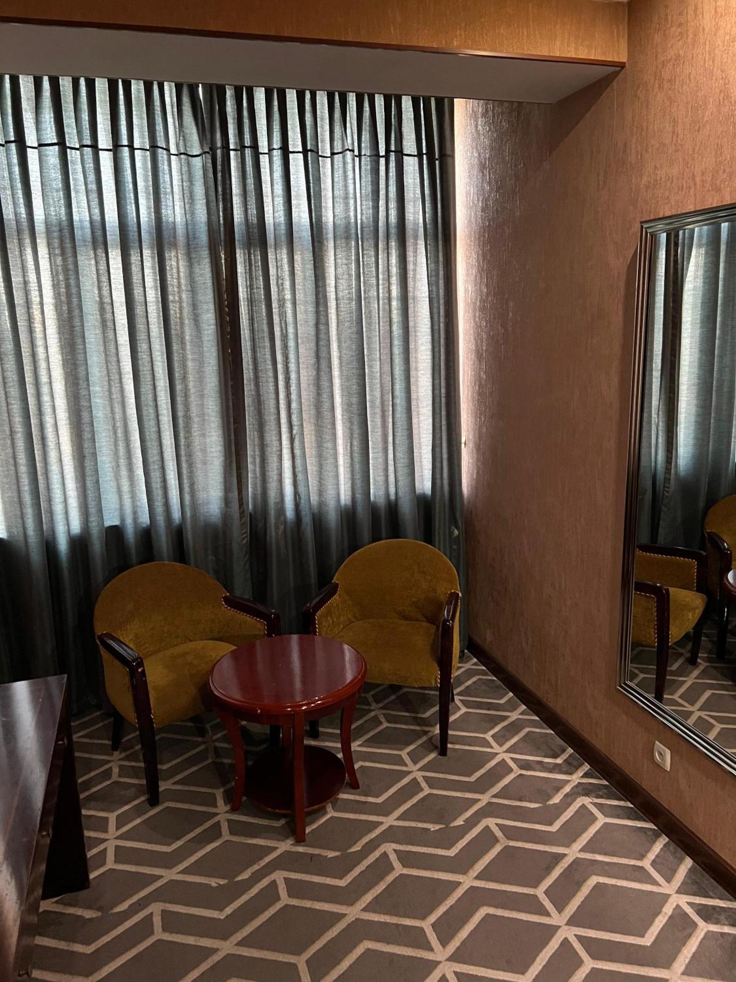 Sary Arka Hotel Shymkent Ngoại thất bức ảnh