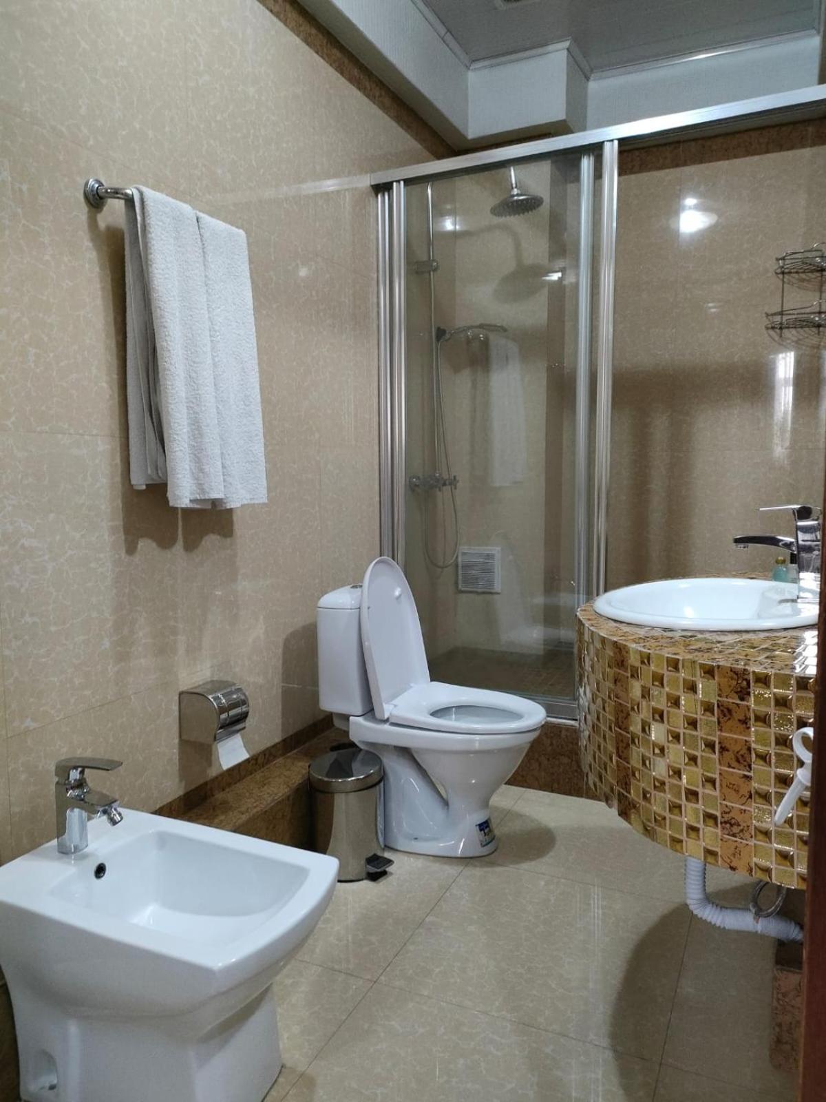 Sary Arka Hotel Shymkent Ngoại thất bức ảnh