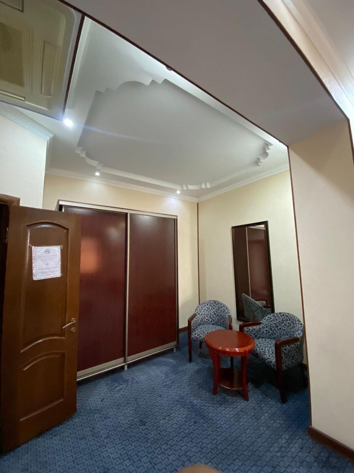 Sary Arka Hotel Shymkent Ngoại thất bức ảnh